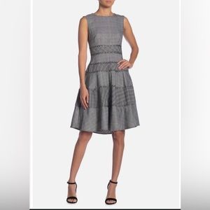 Womens Casual Sleeveless Plaid A Line Dress Gray/Ivory Size 2 .